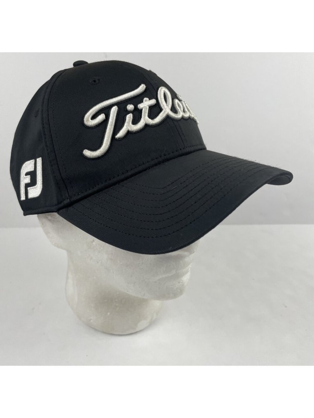 Titleist ProV1 FJ Golf Hat Strapback Tour Proformance Embroidered Black